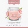 FRESH CUT ROSES® Świeca średnia - Yankee Candle