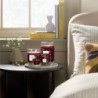 BLACK CHERRY Świeca średnia - Yankee Candle