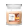 PINK SANDS GLOW Świeca średnia - Yankee Candle