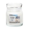 WINTER WALK Świeca średnia - Yankee Candle