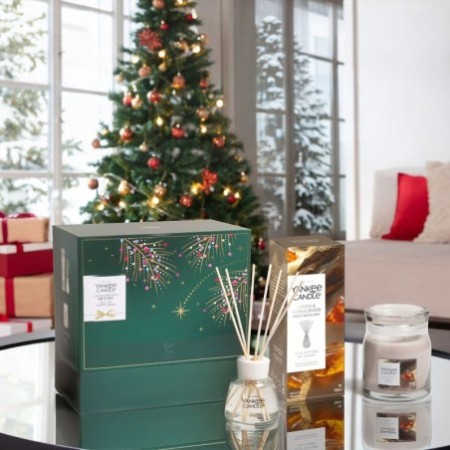 CHRISTMAS YC Zestaw świeca średnia + pałeczki - Yankee Candle